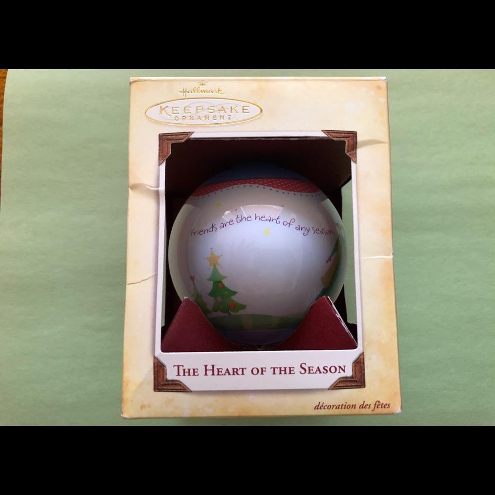 Hallmark Keepsake Ornament The Heart of The Season 2005